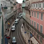 Happy At Chiado 3*