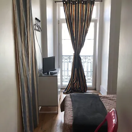 Konukevi Happy At Chiado Lisboa