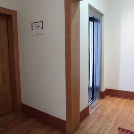 Konukevi Happy At Chiado 3*