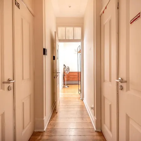 Happy At Chiado 3* Lizbona