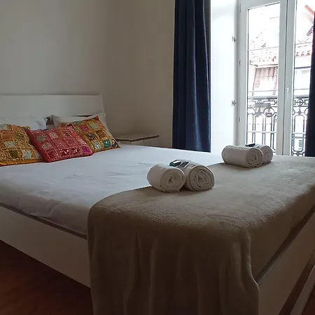 Happy At Chiado 3* Lizbona